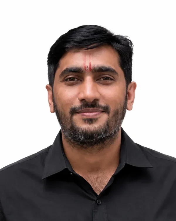 Dr. Vaibhav Prakash Vasani